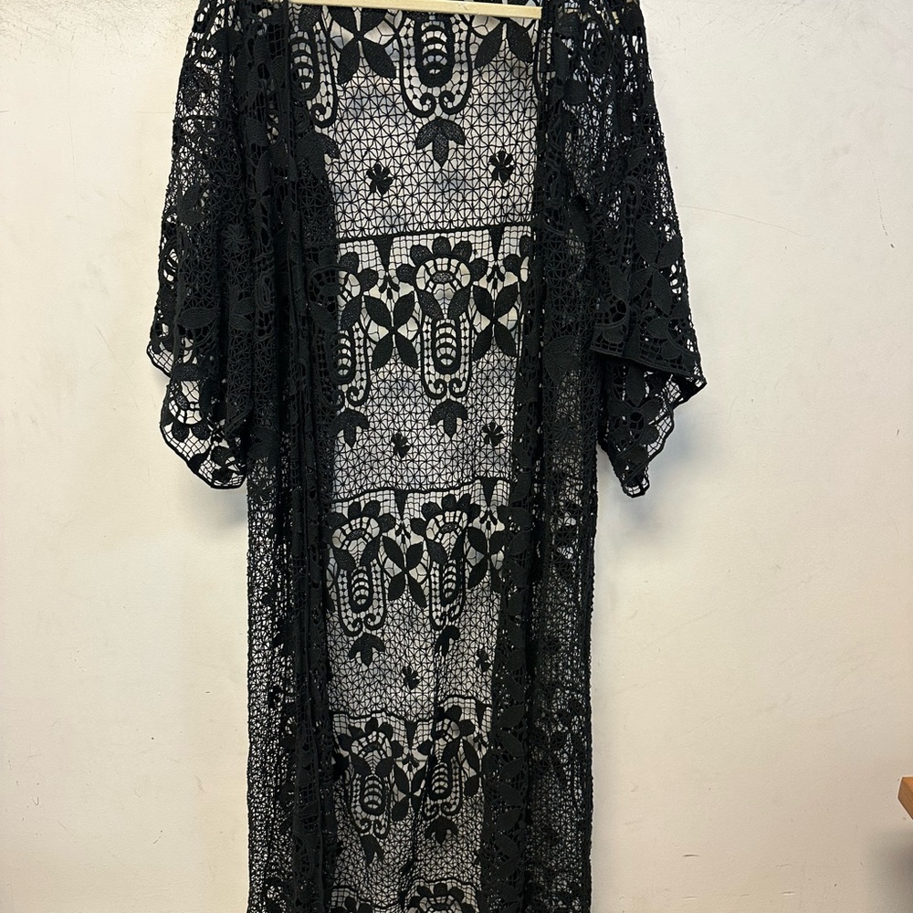 Lisa Maree Crochet Lace Maci Robe